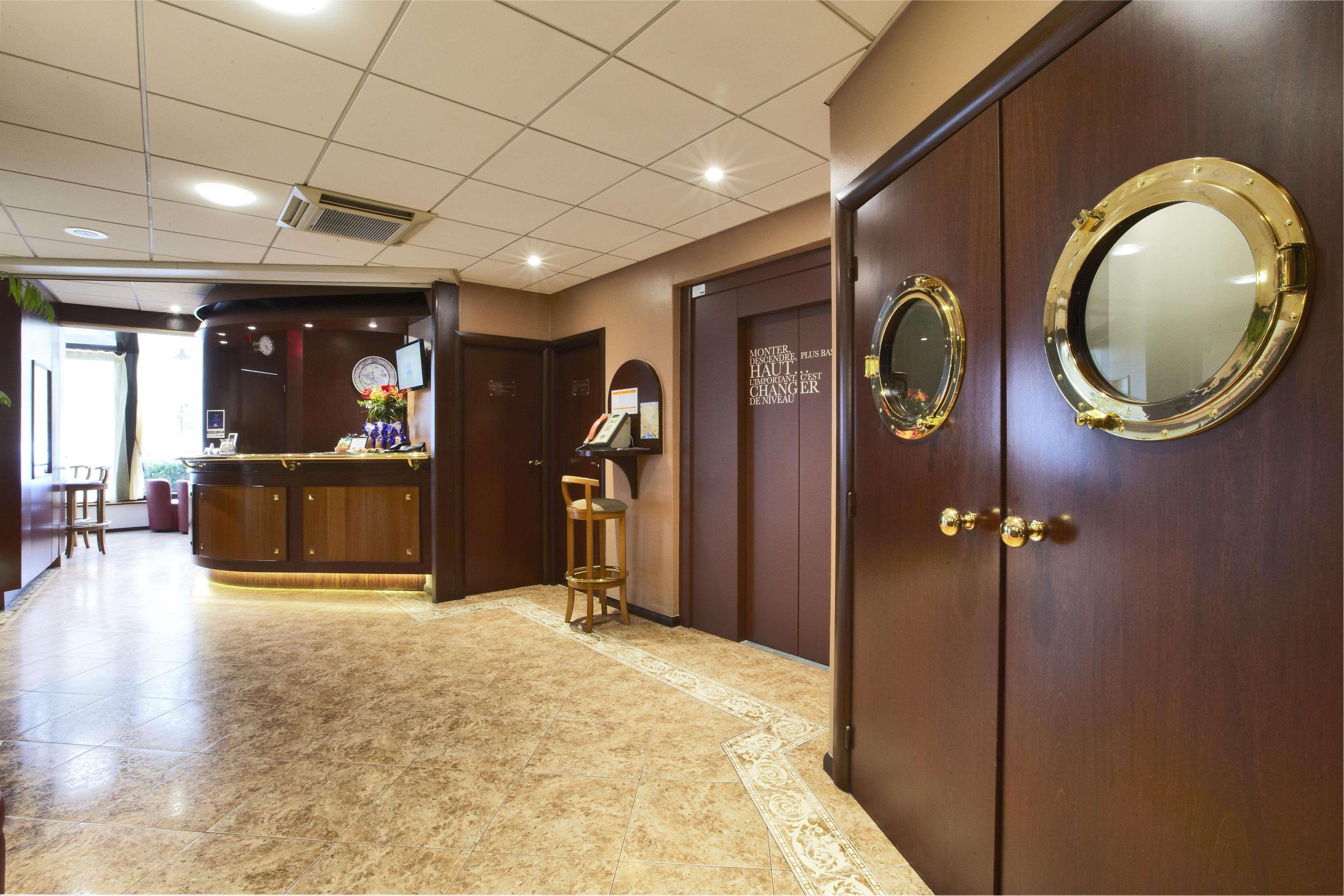 กีริอ๊าด เนแวร์ ซ็องเทรอ Hotel เนอแวร์ ภายนอก รูปภาพ