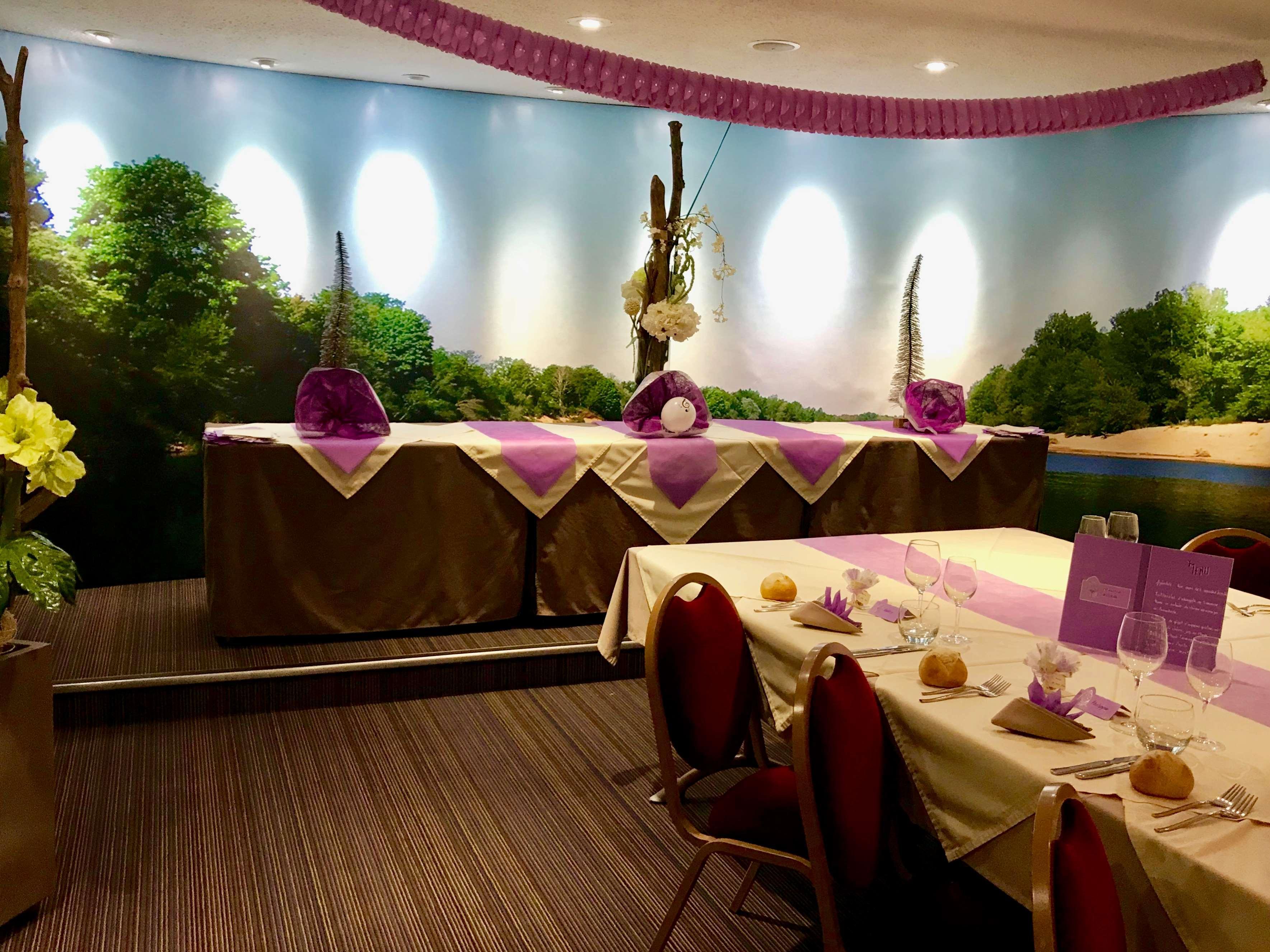 กีริอ๊าด เนแวร์ ซ็องเทรอ Hotel เนอแวร์ ภายนอก รูปภาพ